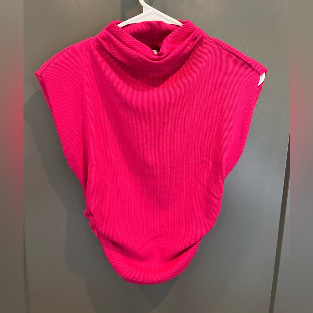 Michael Stars-Piper Power Shoulder Cropped Top- XS